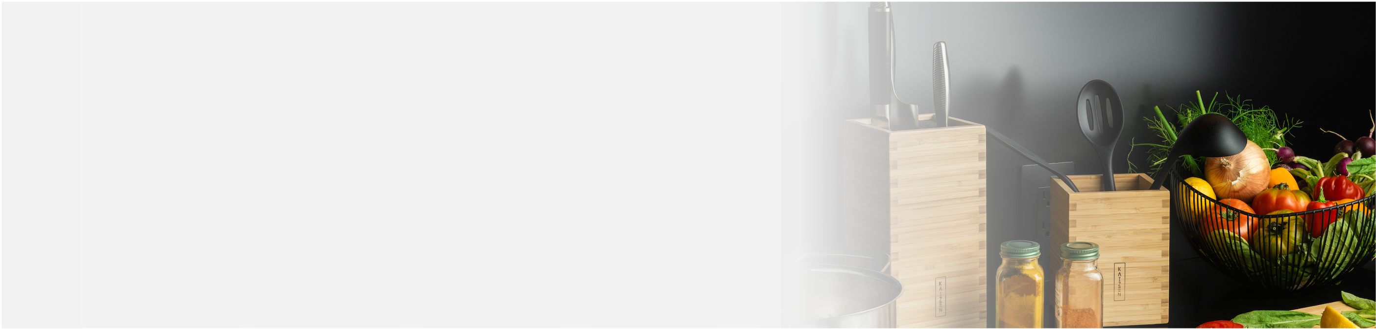 KAIZEN bamboo kitchenware in natural and black – sustainable premium kitchen accessories